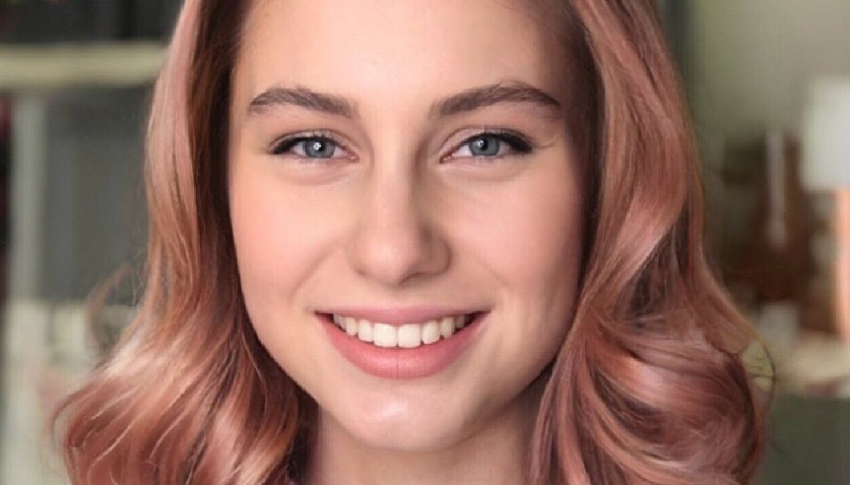 модная женская прическа