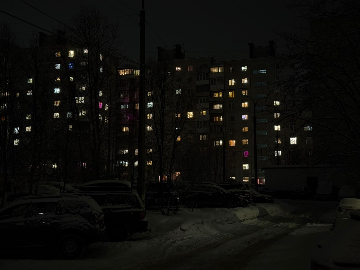 Мурманск ночью