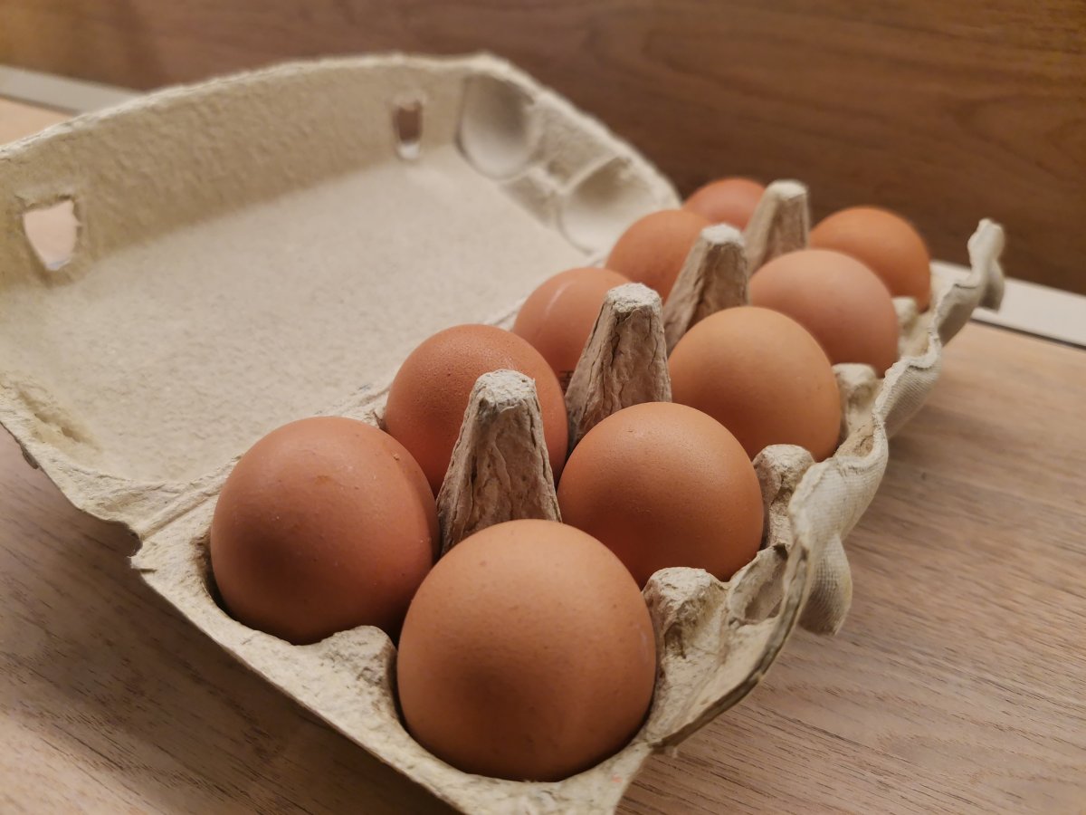 Десяток яиц в упаковке