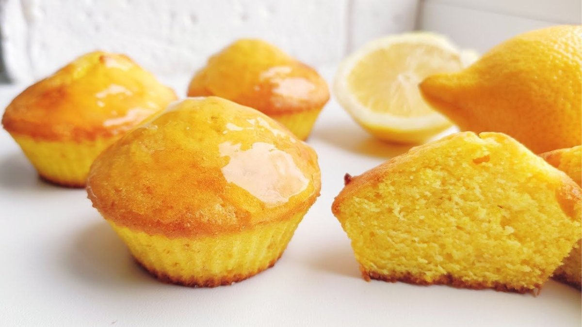 яркие лимонные кексы