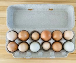 Яйца в лотке