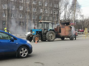 Ремонт дороги в городе.