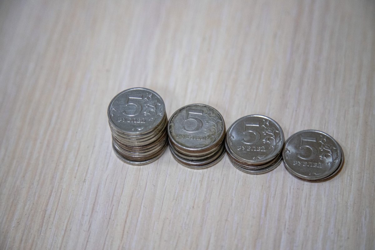 Пирамидки из мелочи