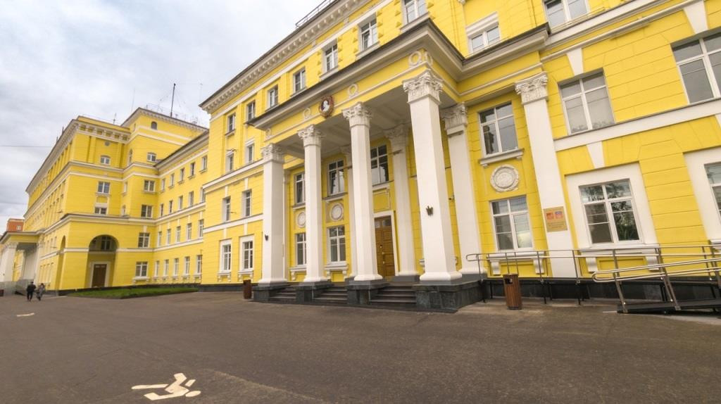 Здание правительства Мурманской области