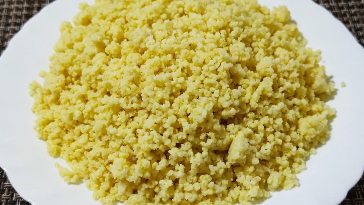 тарелка рассыпчатой пшенной каши