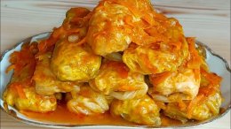 голубцы горкой на тарелке