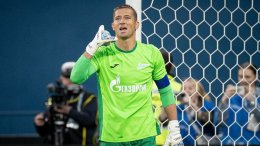 Михаил Кержаков на футбольном поле