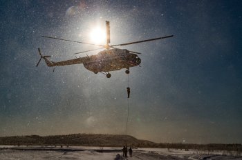 Вертолёт Ми-8.