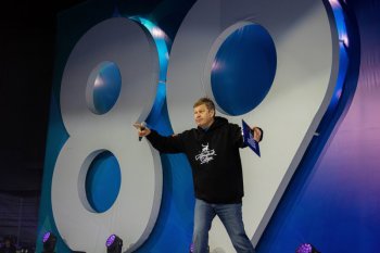 Дмитрий Губерниев