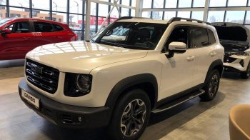 белый Хавал Дарго в салоне