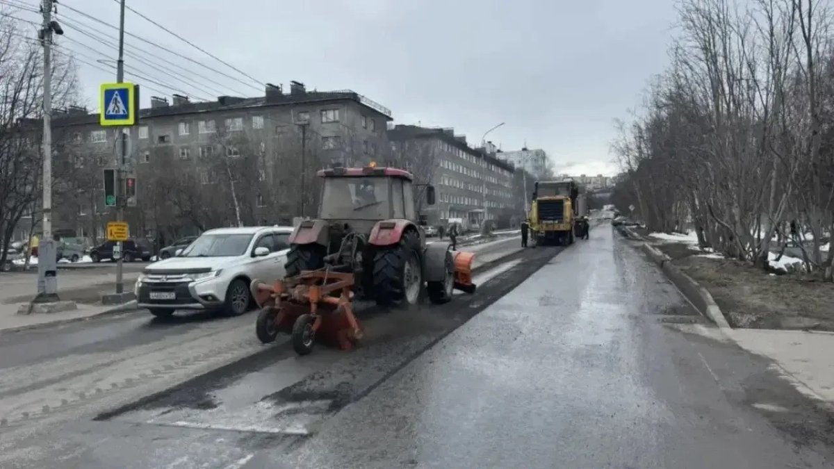 Ремонт дороги в Мурманске